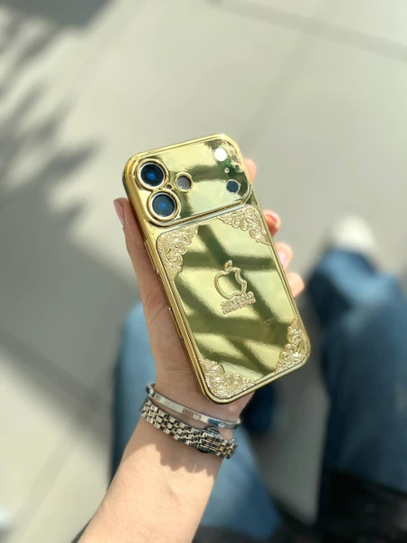 قاب موبایل گلدن مدل Artisan مناسب برای Iphone