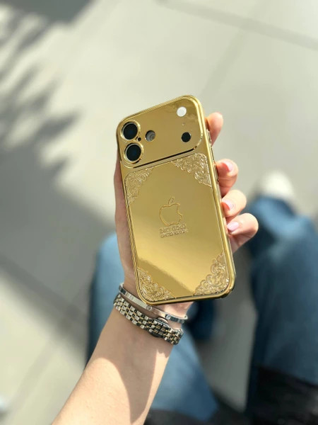 قاب موبایل گلدن مدل Artisan مناسب برای Iphone
